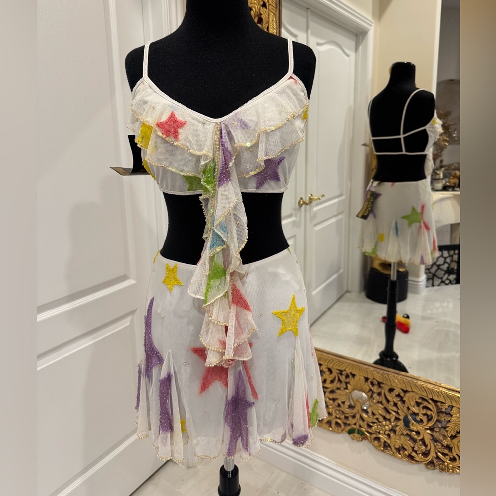 Hand beaded on stretch Mesh White Star Print Ruffle Front Crop Top & Skirt Set - Picture 7 of 9